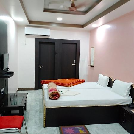 Hotel Sunaina International Gaya Δωμάτιο φωτογραφία