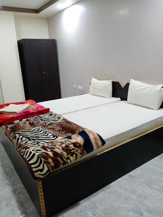 Hotel Sunaina International Gaya Εξωτερικό φωτογραφία