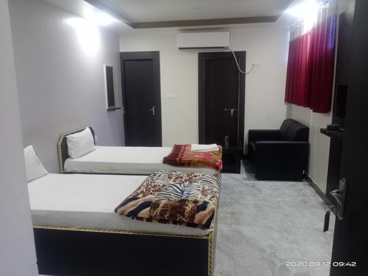 Hotel Sunaina International Gaya Εξωτερικό φωτογραφία